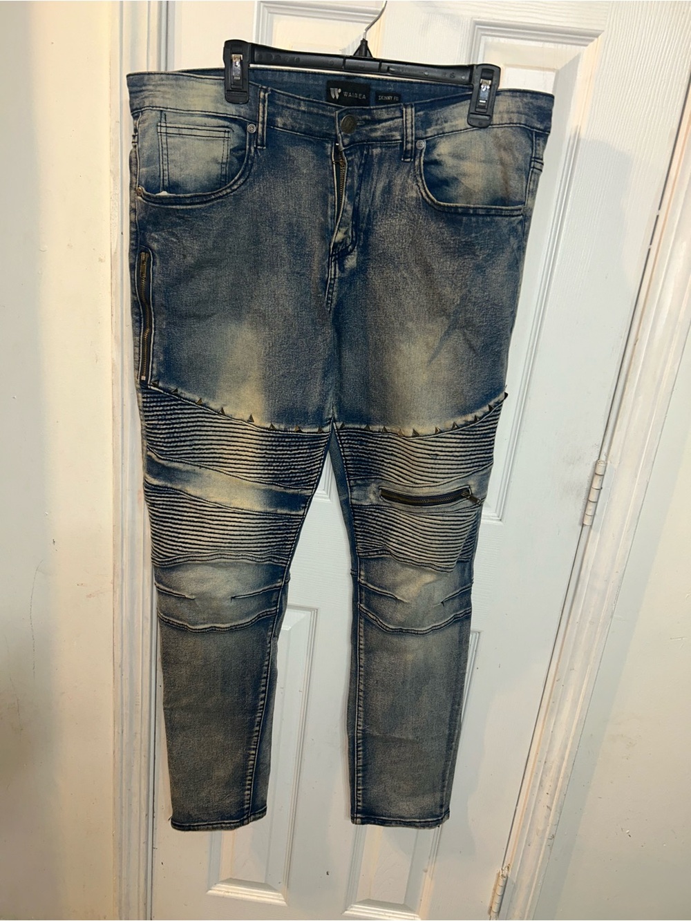 Men's Washed Blue Skinny Moto Jeans with Ribbed Knee Panels